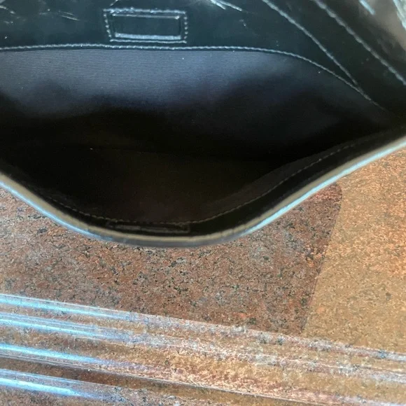 NWT. YSL Saint Laurent medium Niki bag. Black. - Picture 14 of 16